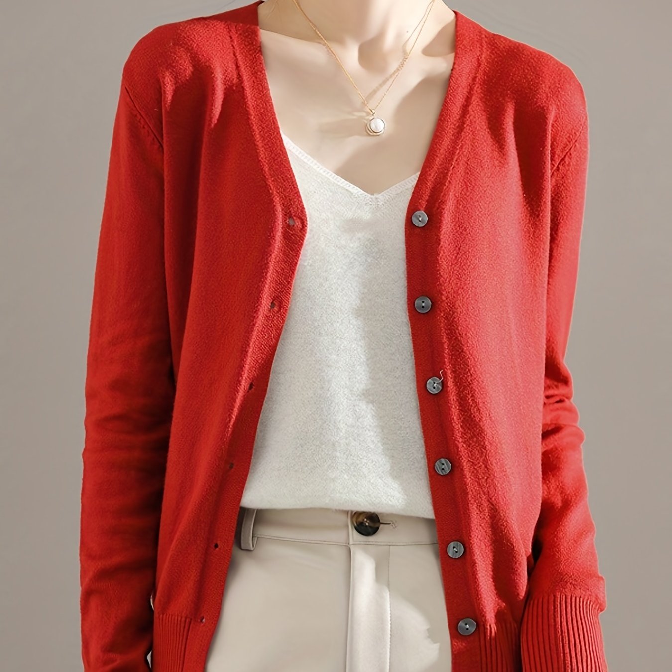 Solène™ | Cardigan Élégant à Col en V