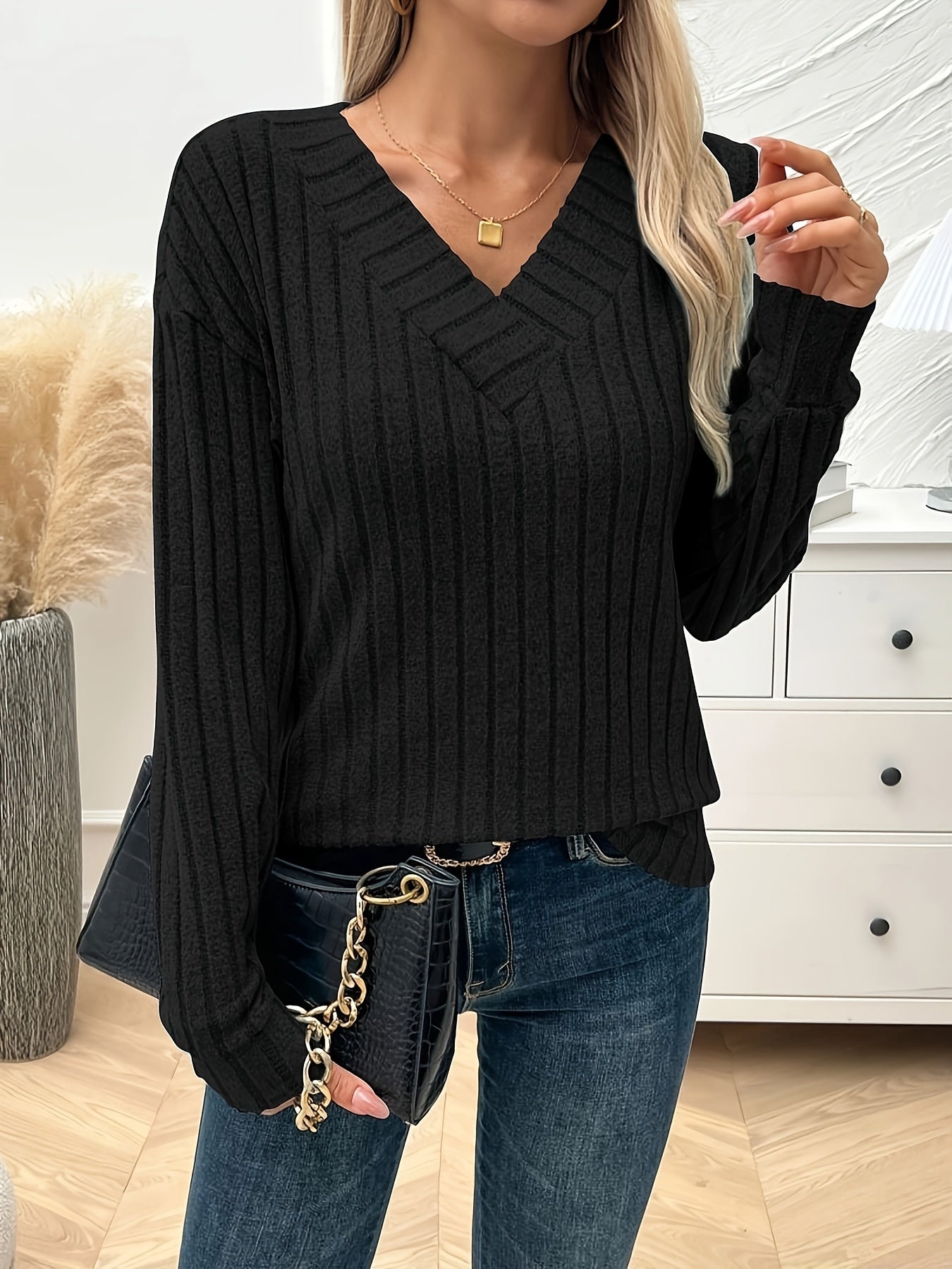 Wilhelmina™ | Pull V-Cou Ribs Ample et Confortable