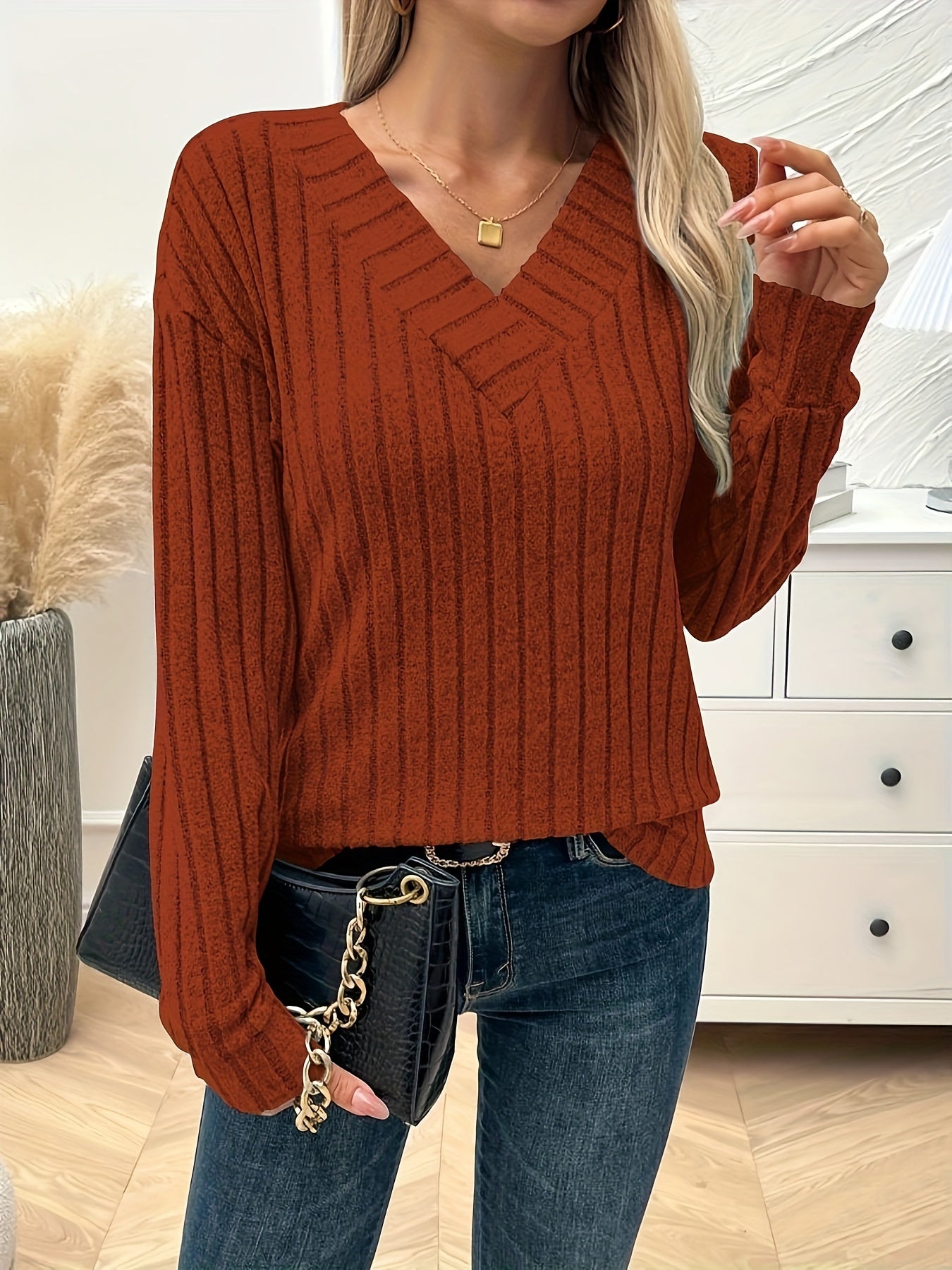 Wilhelmina™ | Pull V-Cou Ribs Ample et Confortable